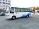Los autobuses de visita turístico de excursión blancos y azules de la estrella de la izquierda/de la conducción a la derecha transportan al pasajero turístico proveedor